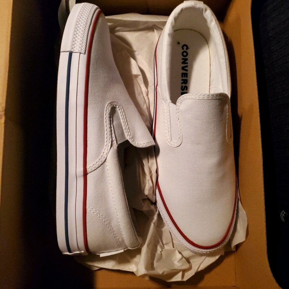 Unisex converse slip on shoes